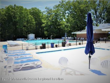 35 Lakeridge Dr, Old Bridge, NJ 08857 photo 42