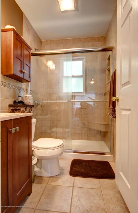 35 Lakeridge Dr, Old Bridge, NJ 08857 photo 21