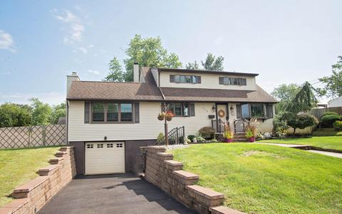 113 Trout St, Brick, NJ 08723 photo 2