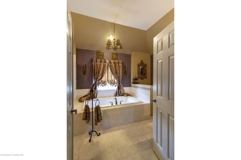 606 Windcrest Ct, Brick, NJ 08724 photo 18