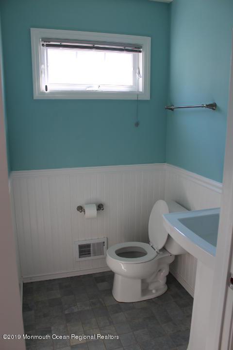807 Baldwin St, Forked River, NJ 08731 photo 4