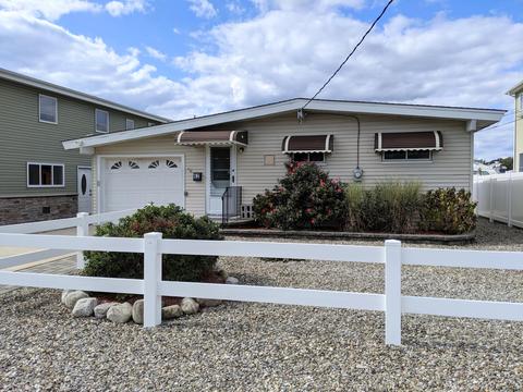 62 E Lagoona Dr, Brick, NJ 08723 photo 1