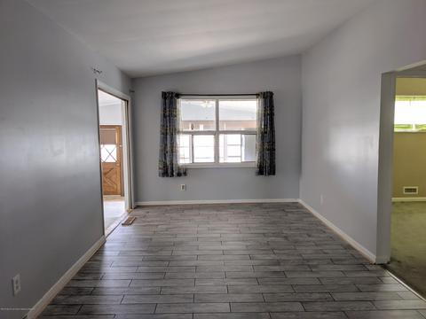 62 E Lagoona Dr, Brick, NJ 08723 photo 4