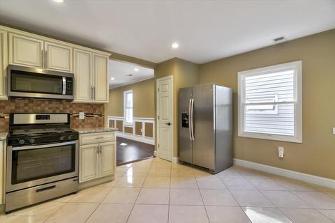 537 E 2nd St, Bound Brook, NJ 08805 photo 8