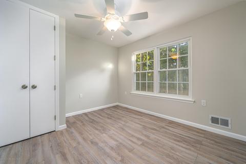 1487 Clearview St, Forked River, NJ 08731 photo 11
