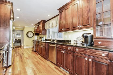 904 Riverview Dr, Brielle, NJ 08730 photo 12