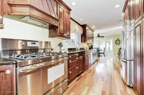 904 Riverview Dr, Brielle, NJ 08730 photo 13