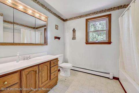 99 Georgetown Rd, Wrightstown, NJ 08562 photo 8