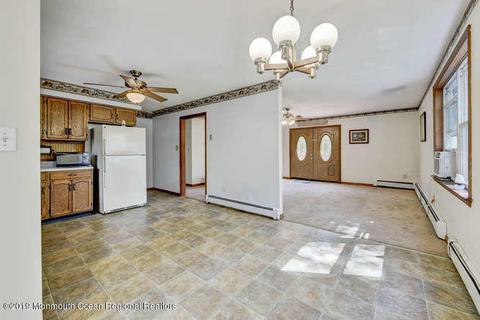 99 Georgetown Rd, Wrightstown, NJ 08562 photo 17