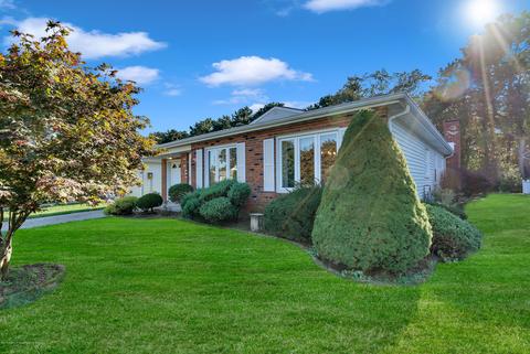 113 Meadowbrook Rd, Brick, NJ 08723 photo 2
