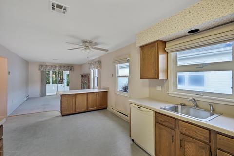 113 Meadowbrook Rd, Brick, NJ 08723 photo 12