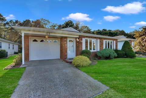 113 Meadowbrook Rd, Brick, NJ 08723 photo 1