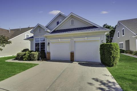 57 Strathmere St, Waretown, NJ 08758 photo 3