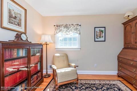 8 Ned Dr, Matawan, NJ 07747 photo 8