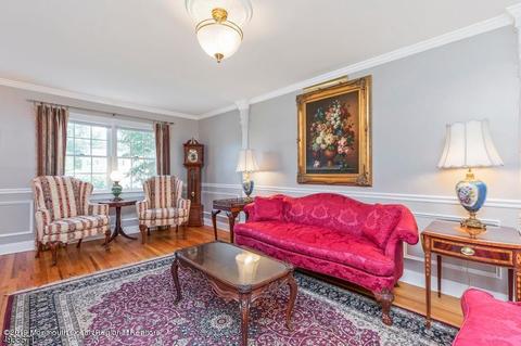 8 Ned Dr, Matawan, NJ 07747 photo 2