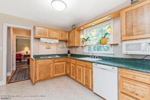 8 Ned Dr, Matawan, NJ 07747 photo 14