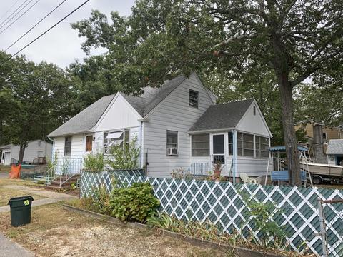 418 Center St, Forked River, NJ 08731 photo 1