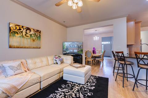52 Wlodarczyk Pl, Parlin, NJ 08859 photo 5