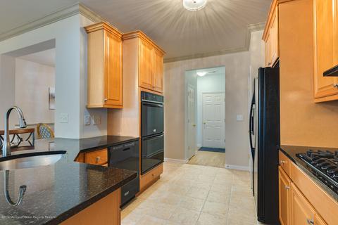 52 Wlodarczyk Pl, Parlin, NJ 08859 photo 12