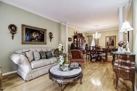 5 Hampton Ct, Matawan, NJ 07747 photo 4