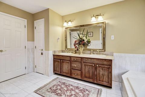 5 Hampton Ct, Matawan, NJ 07747 photo 20