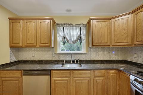943 Gloucester Ave, Brick, NJ 08723 photo 13