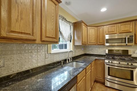 943 Gloucester Ave, Brick, NJ 08723 photo 15