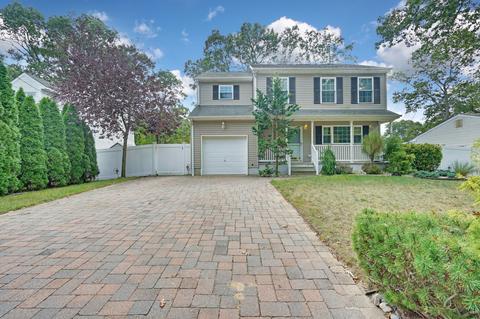 943 Gloucester Ave, Brick, NJ 08723 photo 3