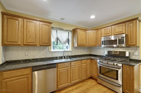 943 Gloucester Ave, Brick, NJ 08723 photo 17