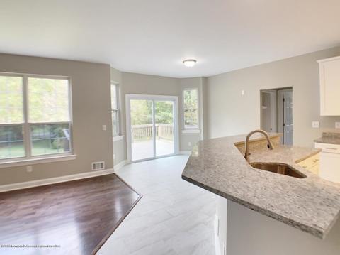 5 Erin Dr, Jackson, NJ 08527 photo 7
