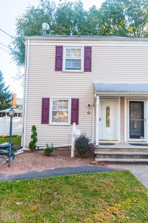 93 Macarthur Dr, Edison, NJ 08837 photo 2
