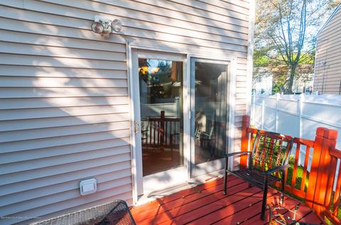 93 Macarthur Dr, Edison, NJ 08837 photo 19