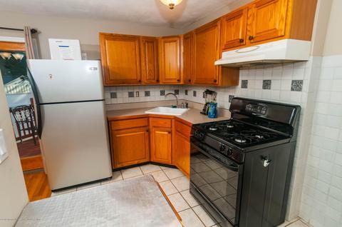 93 Macarthur Dr, Edison, NJ 08837 photo 8