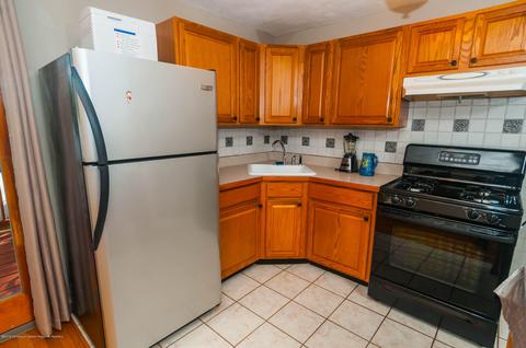 93 Macarthur Dr, Edison, NJ 08837 photo 7