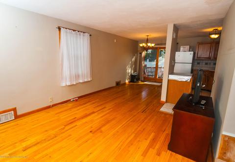 93 Macarthur Dr, Edison, NJ 08837 photo 4