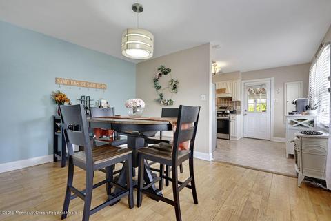 77 Holly Dr, Waretown, NJ 08758 photo 17