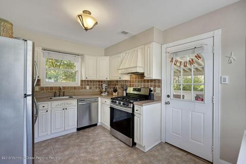 77 Holly Dr, Waretown, NJ 08758 photo 22