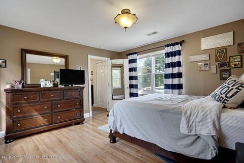 77 Holly Dr, Waretown, NJ 08758 photo 35