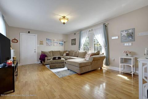 77 Holly Dr, Waretown, NJ 08758 photo 13
