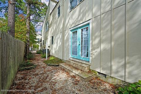 77 Holly Dr, Waretown, NJ 08758 photo 44