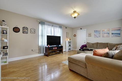 77 Holly Dr, Waretown, NJ 08758 photo 15