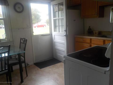 9 River Ln, Brick, NJ 08724 photo 3