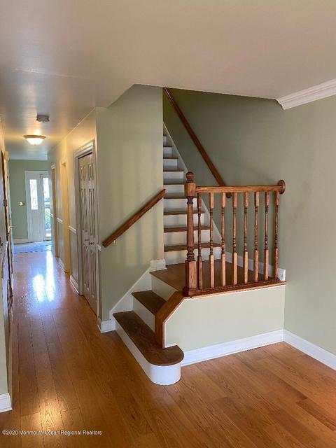 21 Knoll Ct, Matawan, NJ 07747 photo 15
