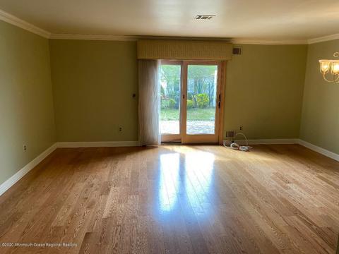 21 Knoll Ct, Matawan, NJ 07747 photo 12