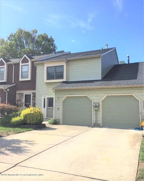 21 Knoll Ct, Matawan, NJ 07747 photo 2