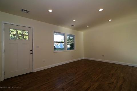 302 3rd St, Waretown, NJ 08758 photo 8