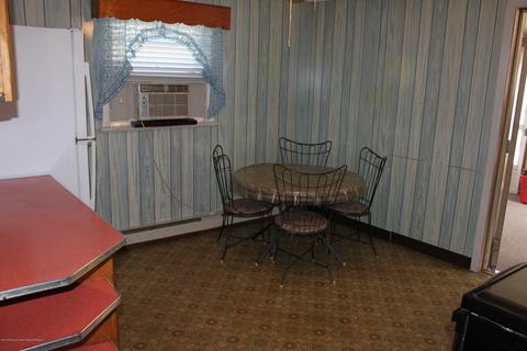 161 Old Rd, Sewaren, NJ 07077 photo 4