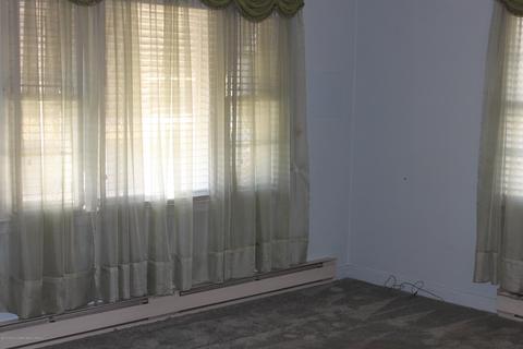 161 Old Rd, Sewaren, NJ 07077 photo 6