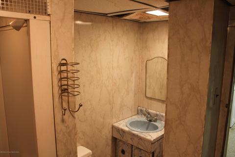 161 Old Rd, Sewaren, NJ 07077 photo 16