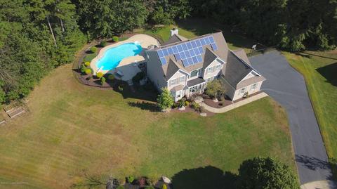 7 Sparrow Ct, Jackson, NJ 08527 photo 4